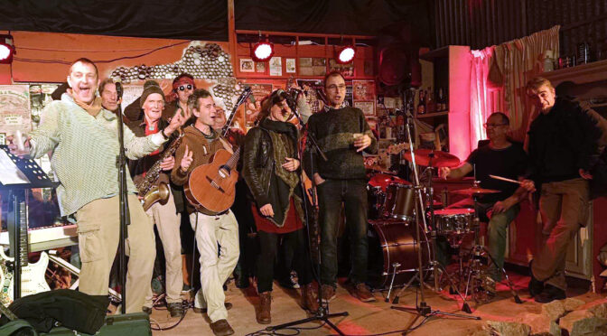 CONCERTS DE KIND OF COUNTRY ET DE KLEG SESSION CLUB | MARDI 13 AOÛT | 18H30 SUR LA PLACE